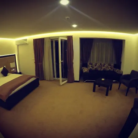 Hotel H&h